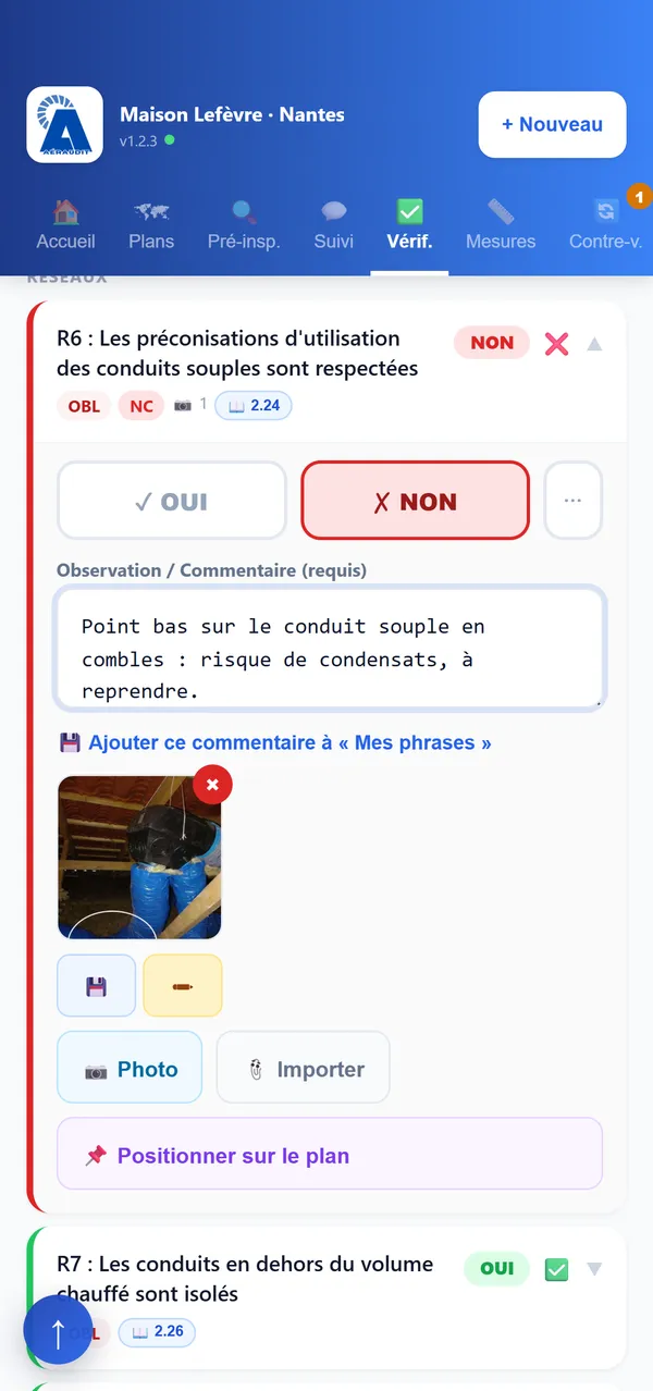Point R6 non conforme : observation « point bas sur le conduit souple », photo jointe, à positionner sur le plan